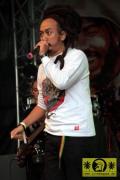 Ras Muhamad (RI)  with Marla Brown (Jam) 23. Reggae Jam Festival - Bersenbrueck 28. Juli 2017 (11).JPG